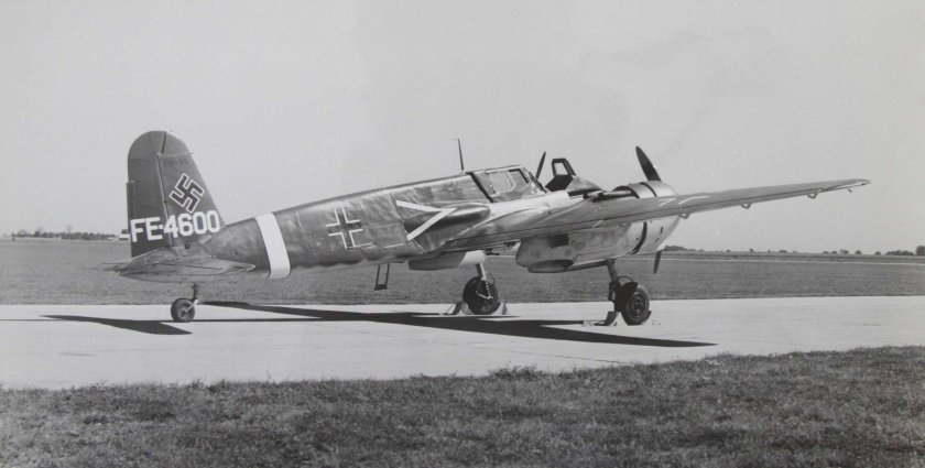 Штурмовик Хеншель hs129