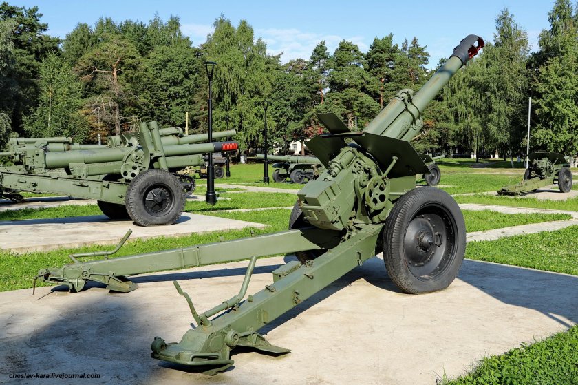 152 мм гаубица д-1