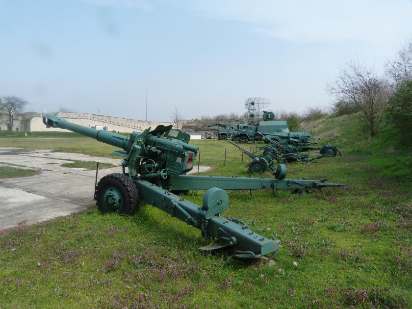 152-Мм пушка-гаубица д-20