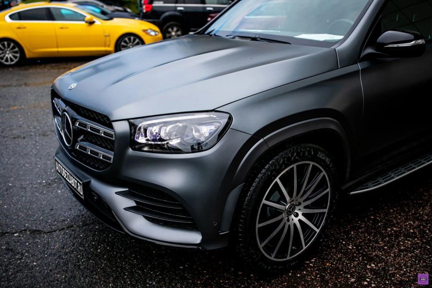 Мерседес GLS серый матовый