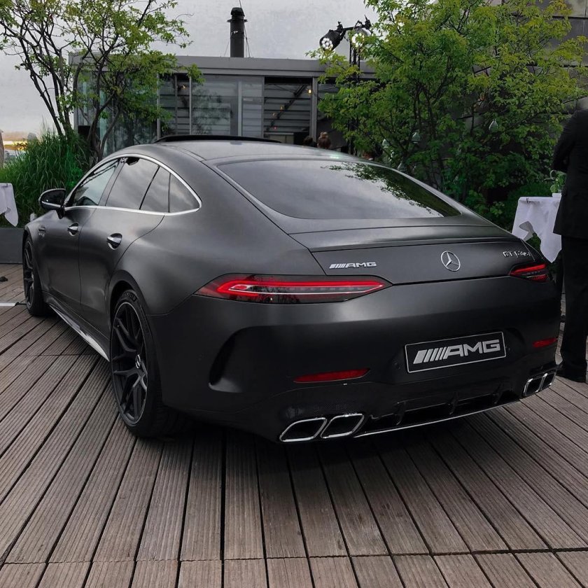Mercedes Benz AMG gt 63