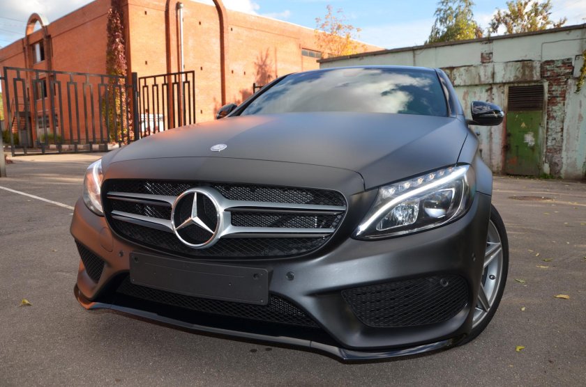 Мерседес е200 матовый черный