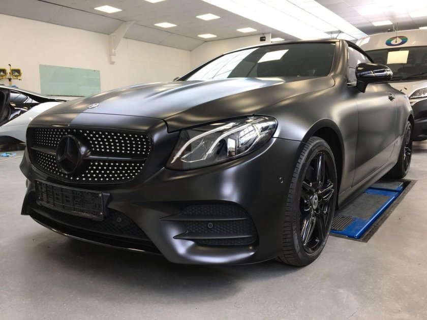 Черный матовый сатин Мерседес е200