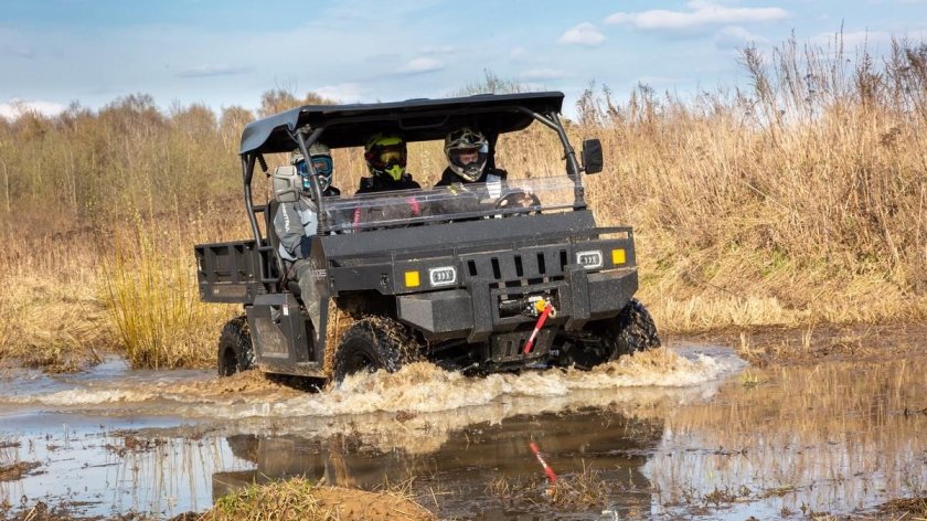 Мотовездеход DESERTCROSS 1000-3