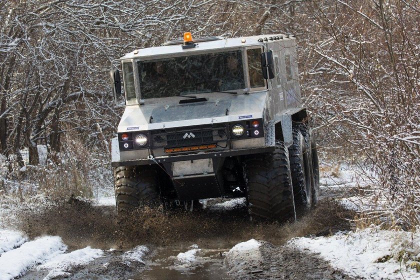 Снегоболотоход Бурлак 6[6