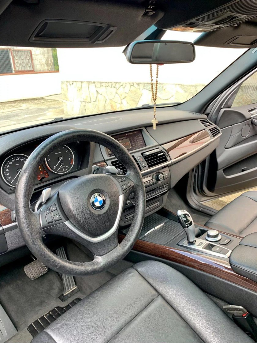 БМВ x5 салон