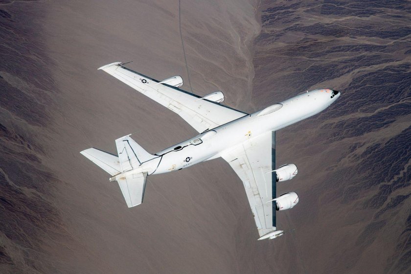 Самолеты e-6b Mercury