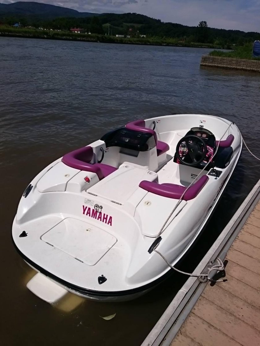 Yamaha exciter катер