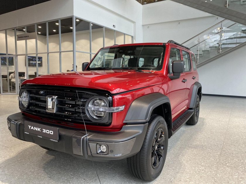 Tank 300 City Premium