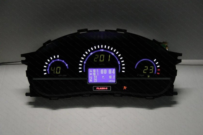 Электронная приборная панель ВАЗ 2112 евро