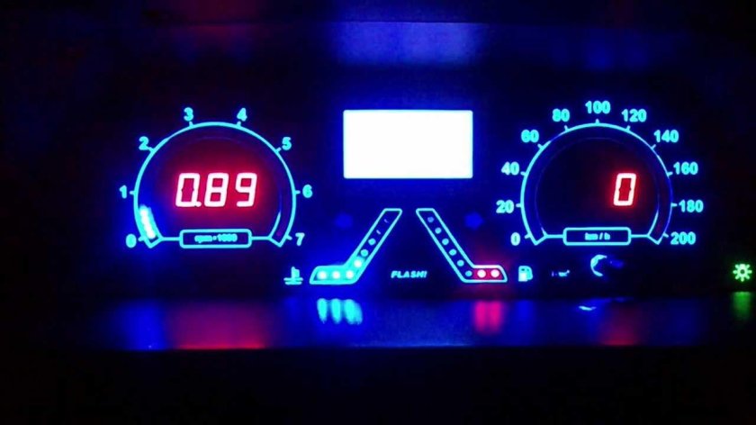 Электронная приборная панель ВАЗ 2114