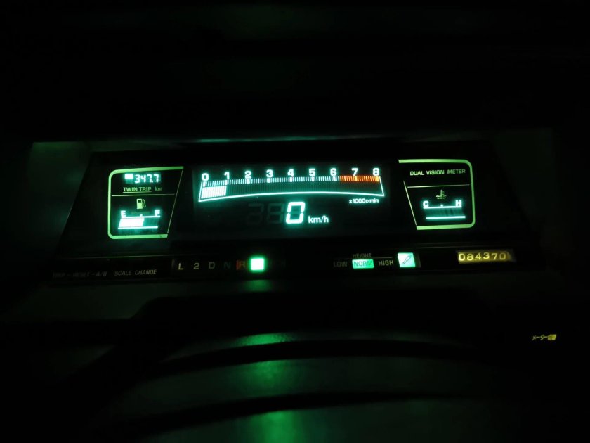 Электронная приборная панель Toyota Crown 130