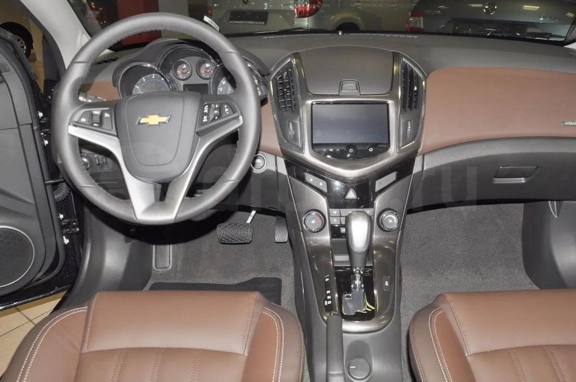 Шевроле Круз 1,8 LTZ