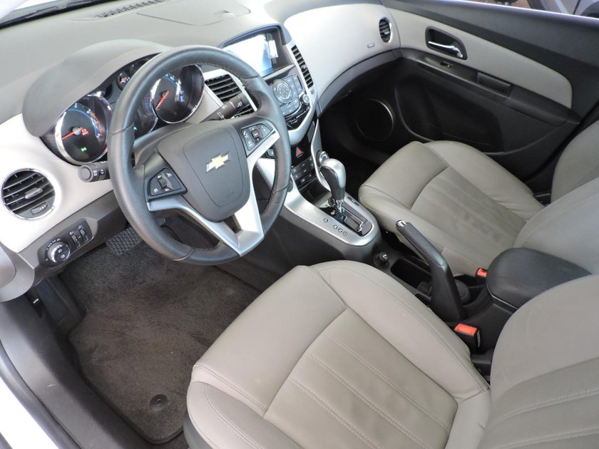 Шевроле круз 2014г комплектация