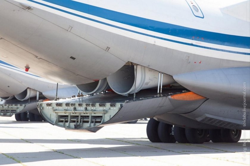 Самолет ил 76 МД