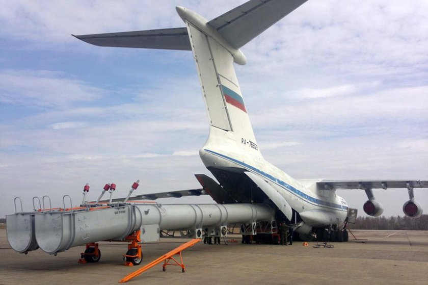 Грузовой самолет ил-76