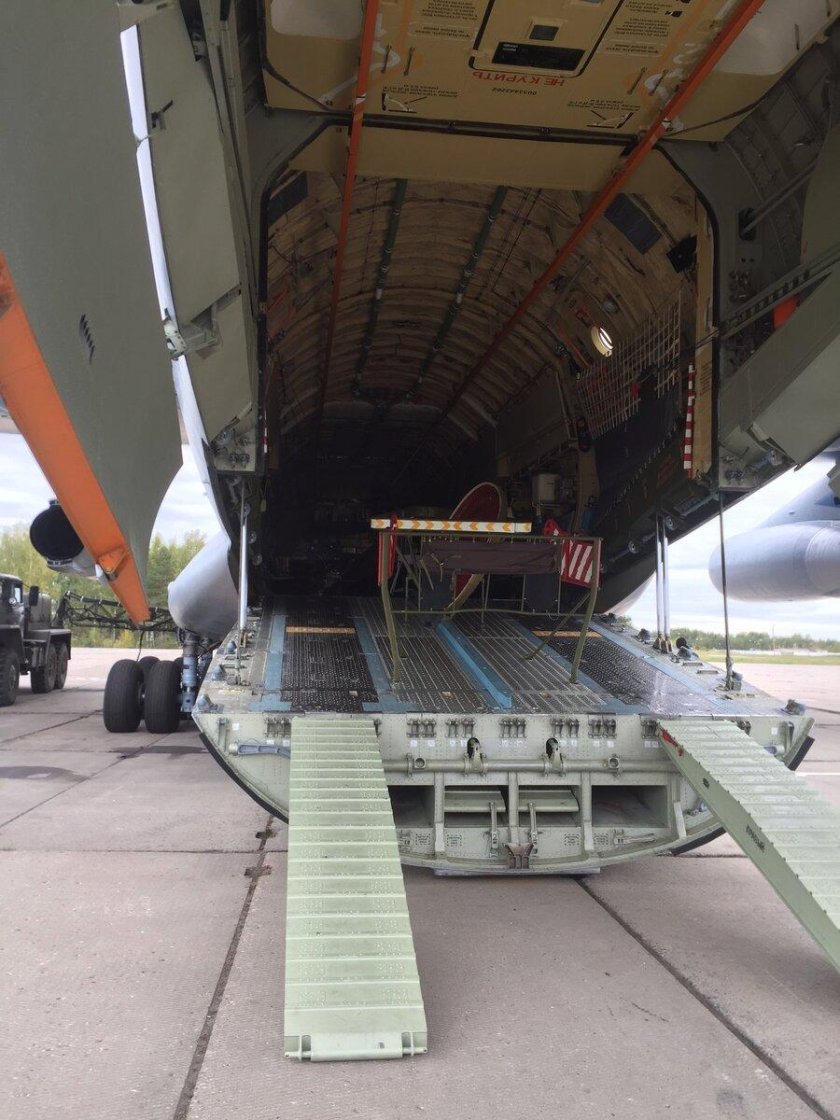 Грузовой отсек ил 76