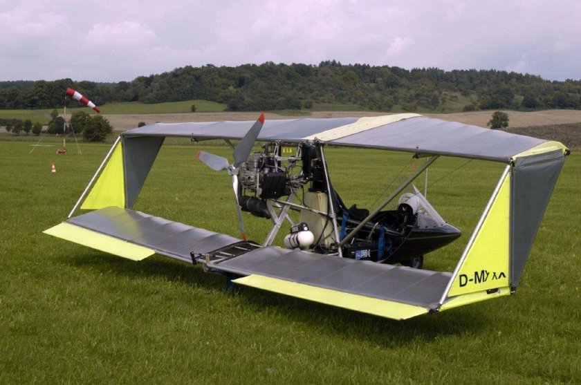 Ультралайт биплан самолет