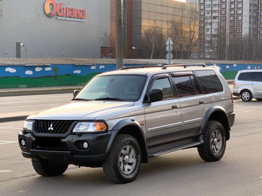 Mitsubishi Pajero Sport 2005