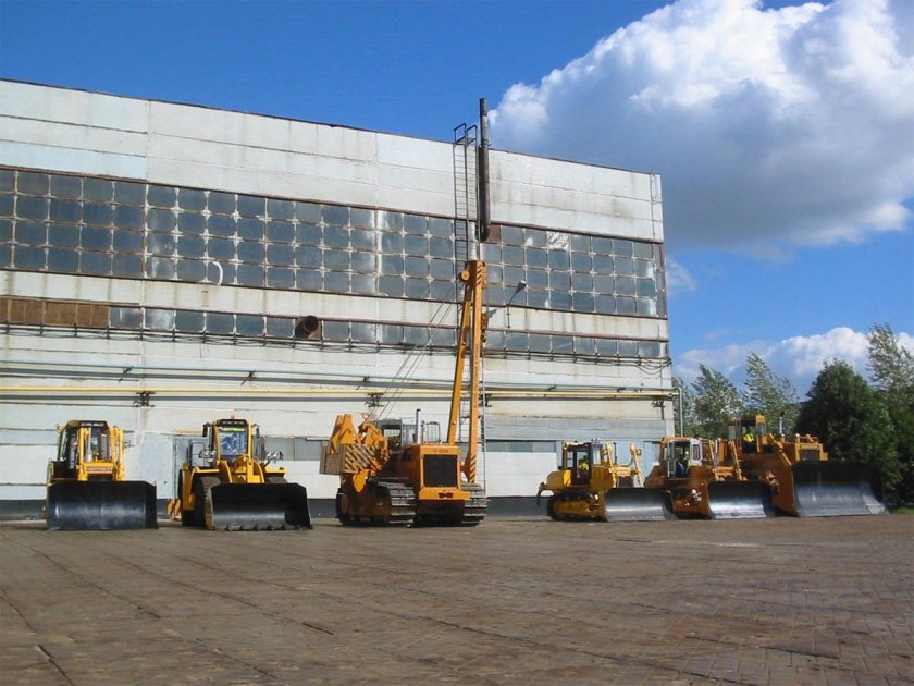 Челябинский завод уралтрак