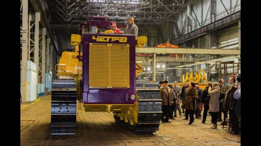 КТЗ тракторный завод