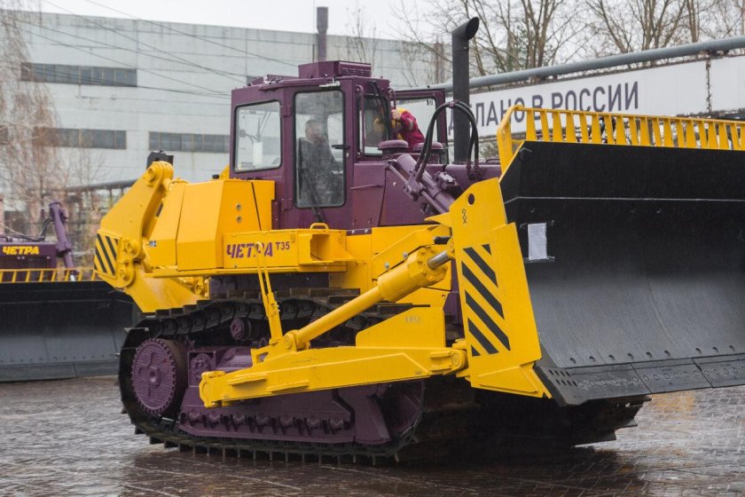 ЧЕТРА техника фото