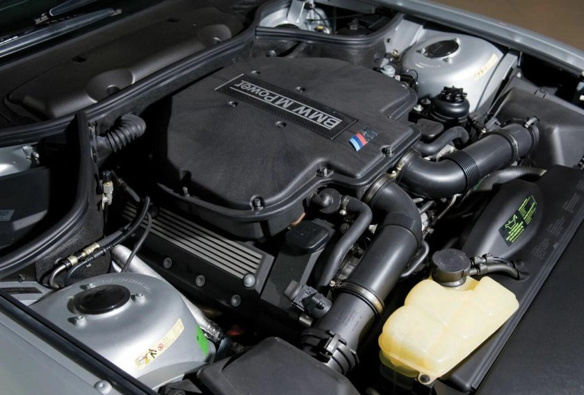 BMW z8 двигатель
