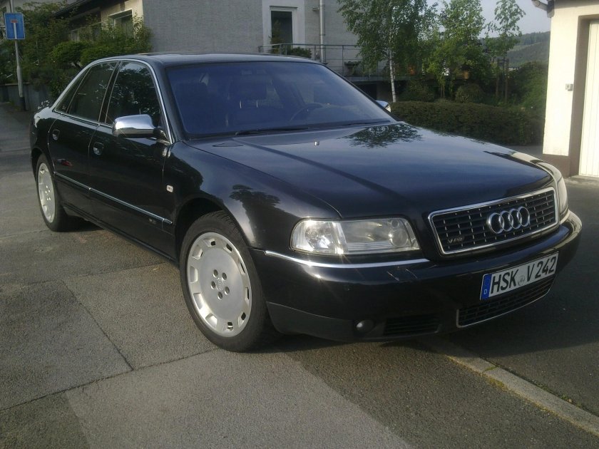 Audi a8 d2 long w12