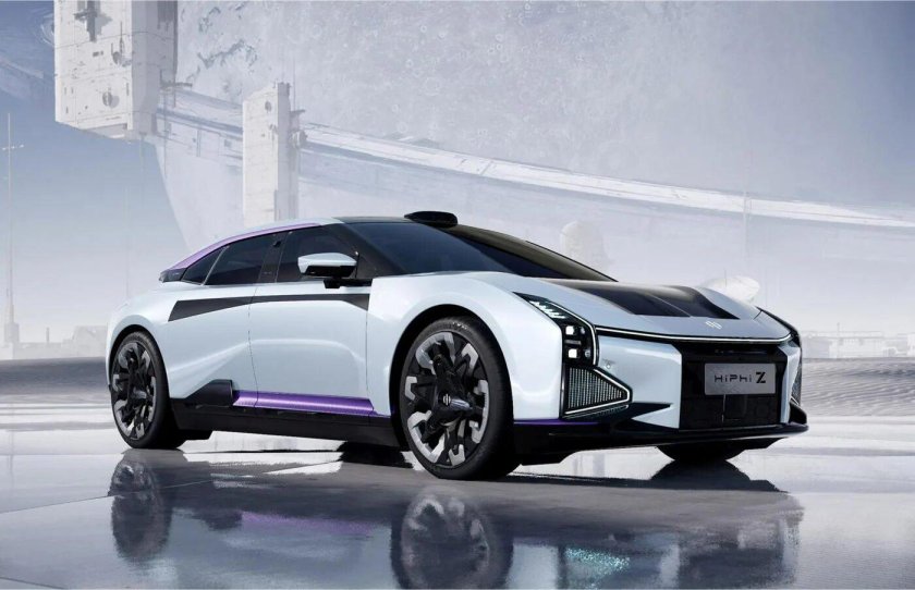 Китайский электромобиль hiphi