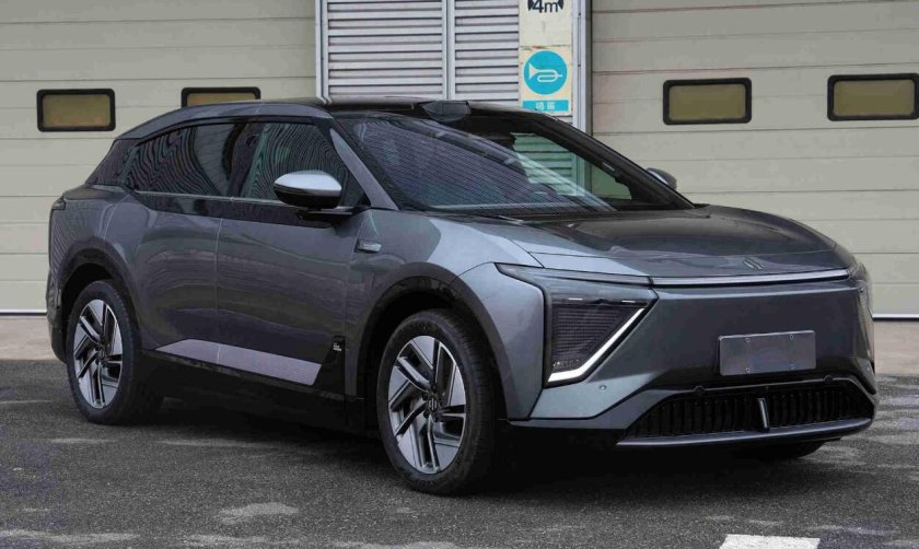 Китайский электромобиль hiphi x