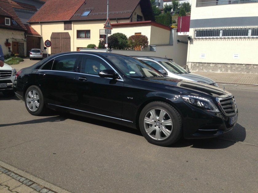 Мерседес s600