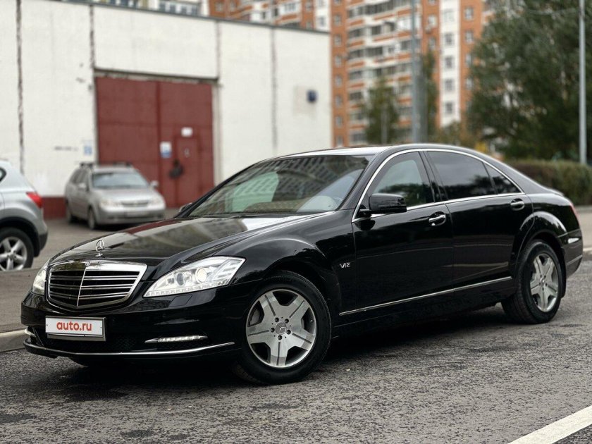 Мерседес 350 4matic седан