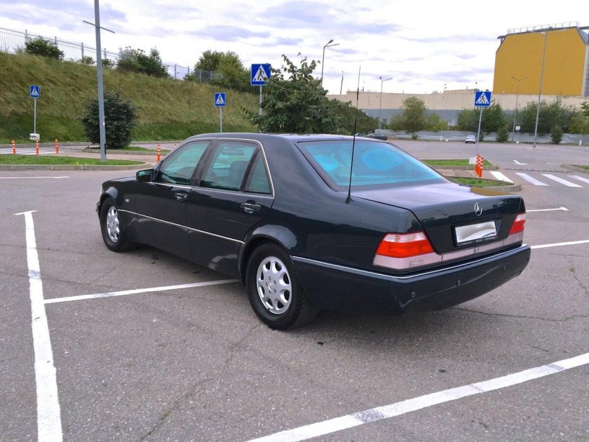 Мерседес 140 600