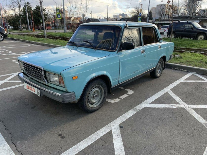 ВАЗ 2107 бирюзовая