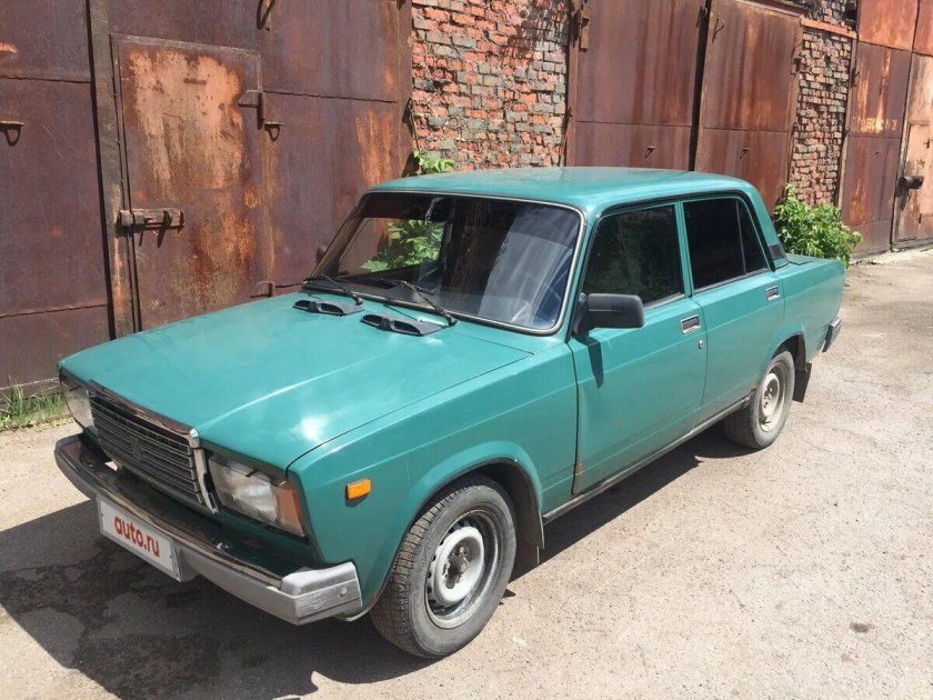 ВАЗ 2107 зеленая