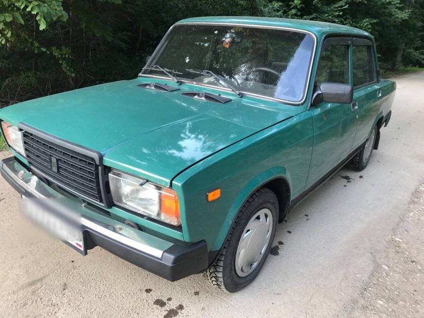 ВАЗ 2107 2005 зеленый