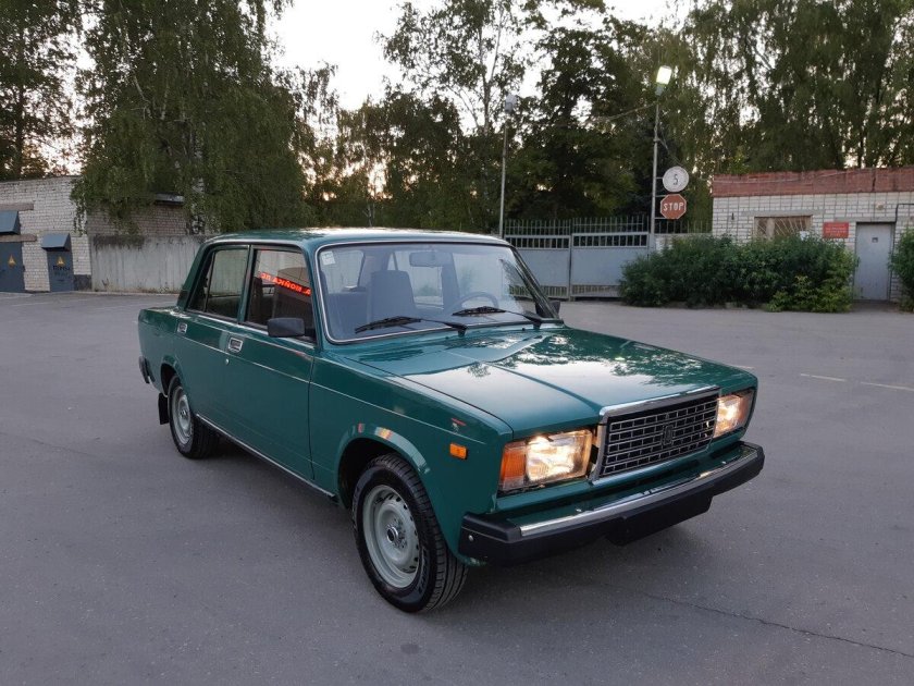 ВАЗ 2107 2005 зеленый