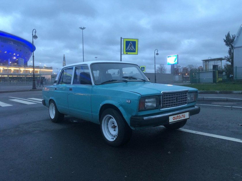 ВАЗ 2107 голубая