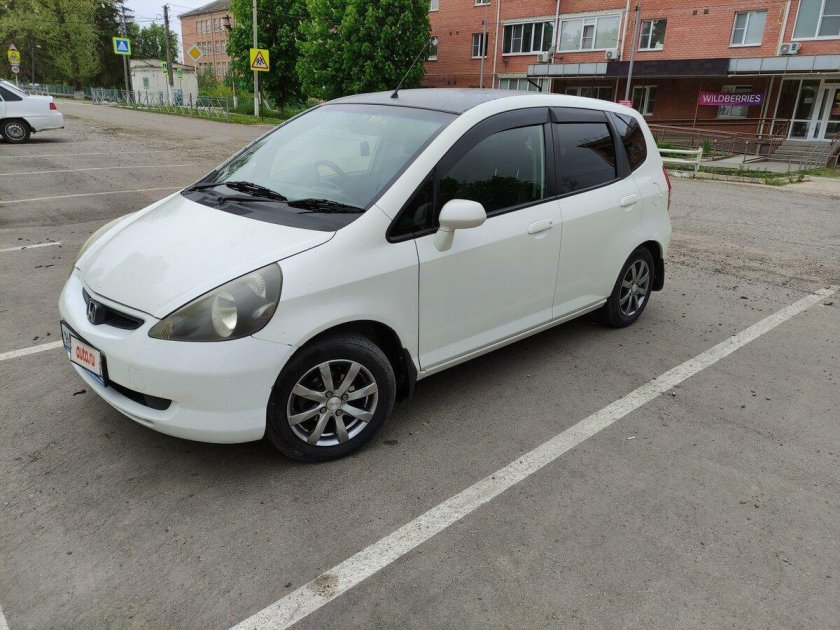 Хонда фит 2002 года