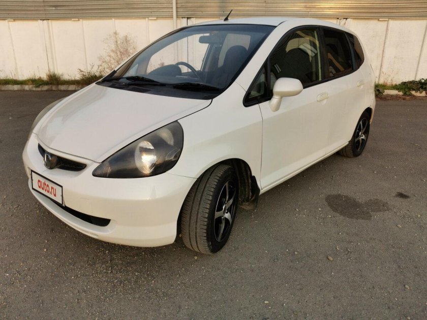 Хонда фит 2002