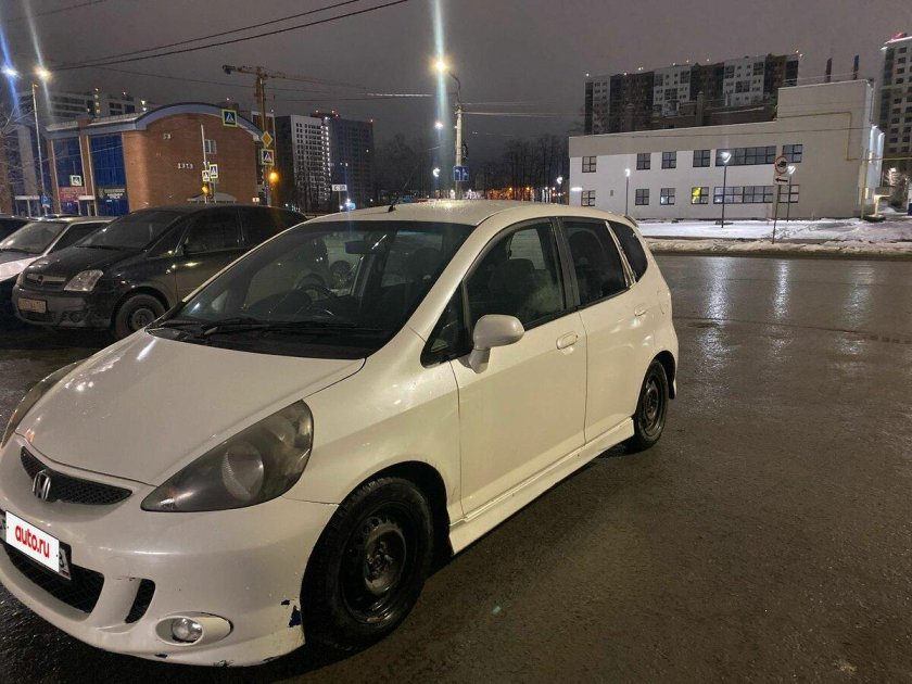 Honda fit 2002