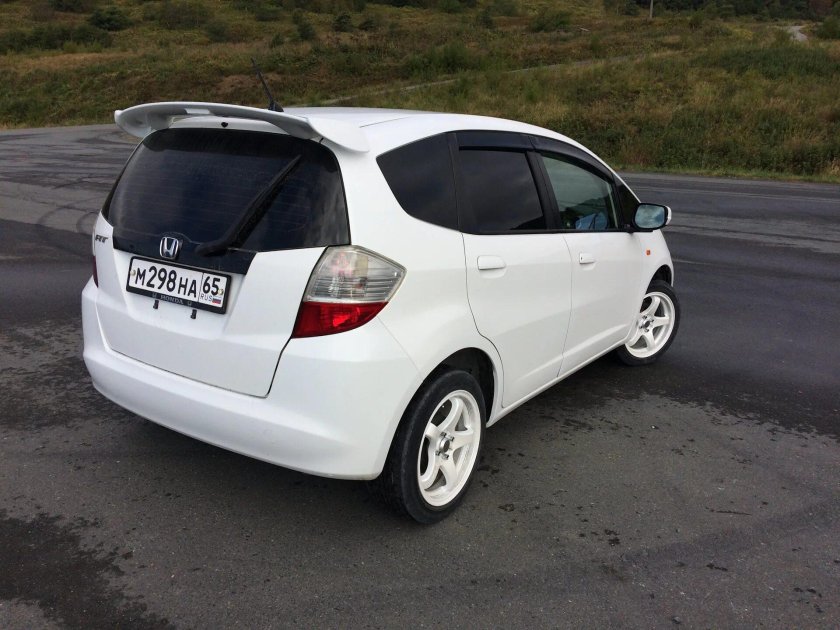 Хонда фит 2008