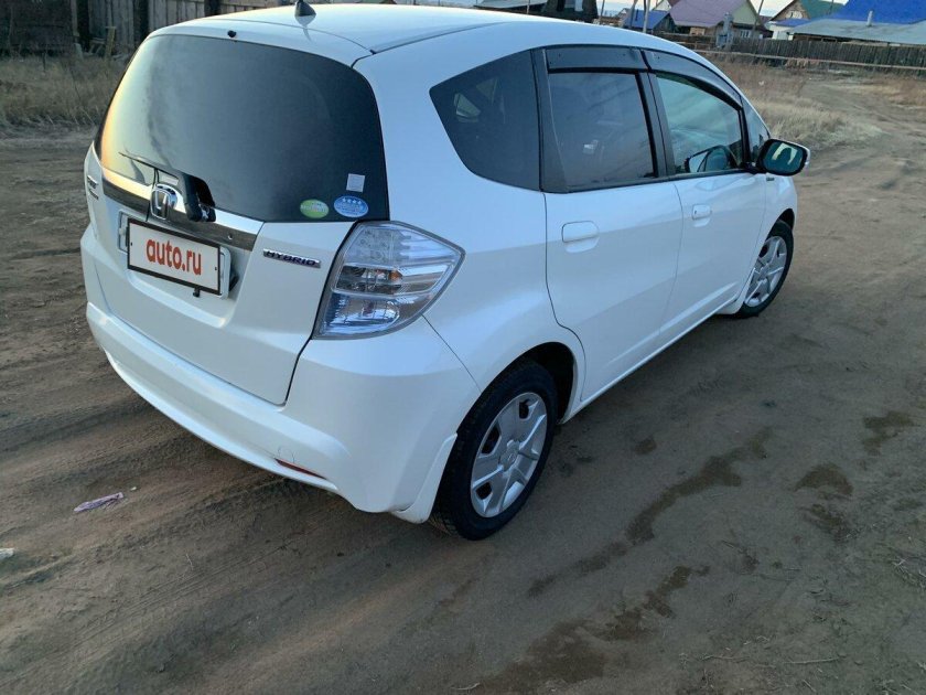 Хонда фит 2002 белая