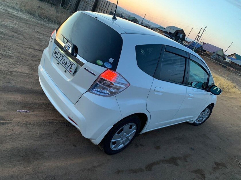 Хонда фит 2012