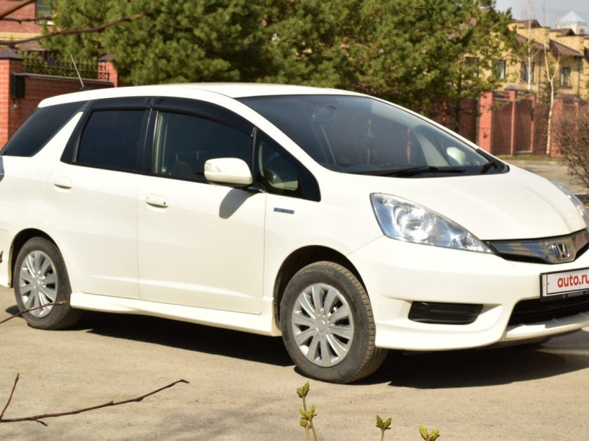 Хонда фит шаттл 2012