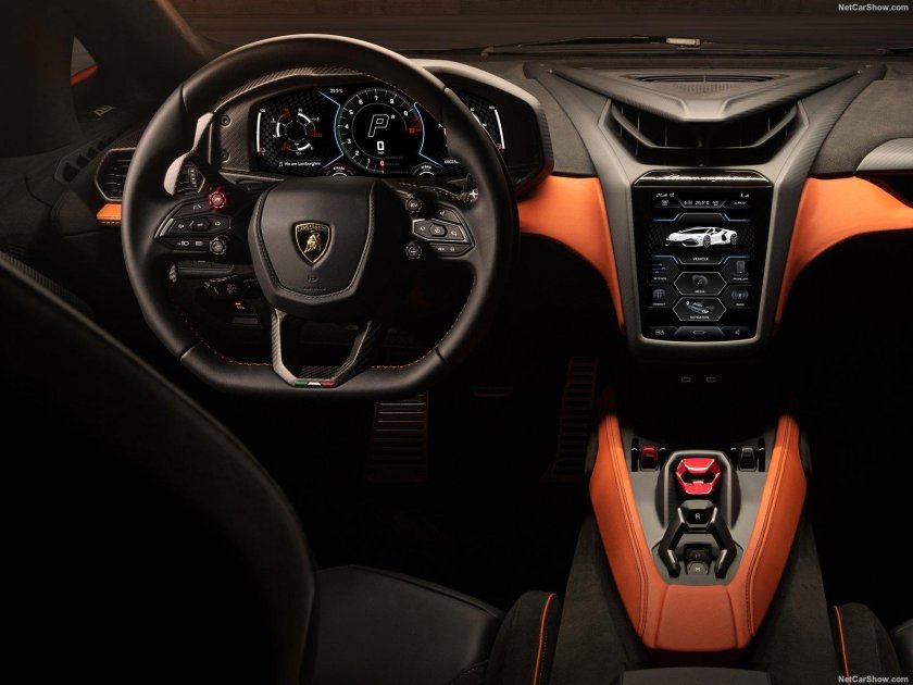 Ламборгини ревуелто