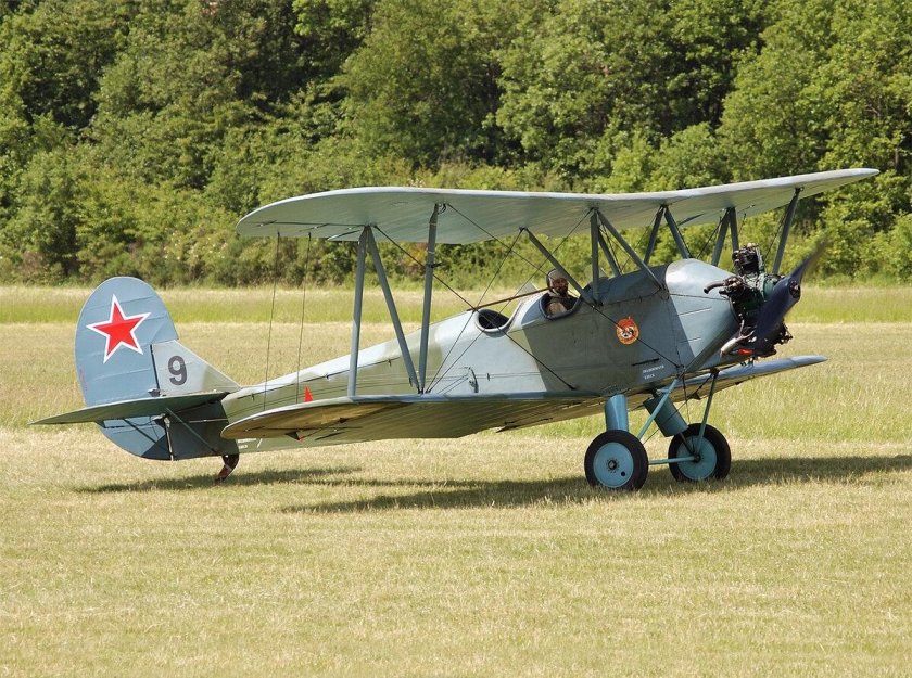 Самолет у-2 по-2