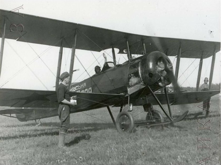 Авро 504 самолет