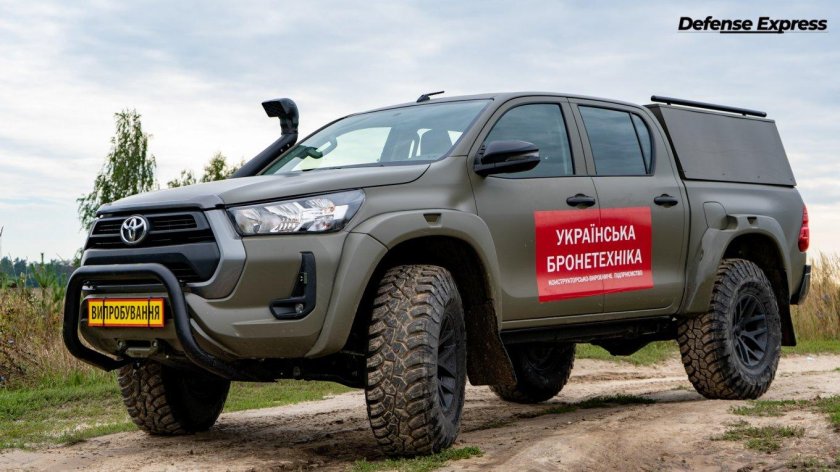 Toyota Hilux военный