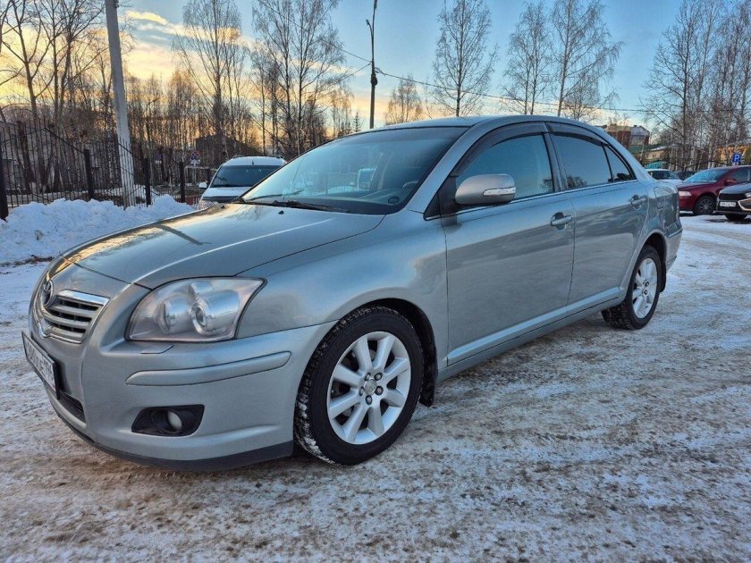 Toyota avensis 2008